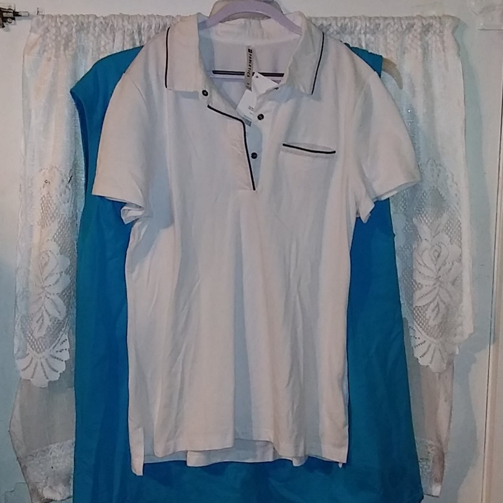 Fabletics top size medium *Bin C*